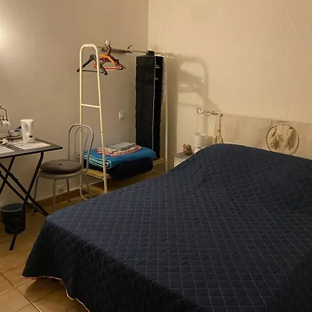 Le Pre Du Val Bed & Breakfast