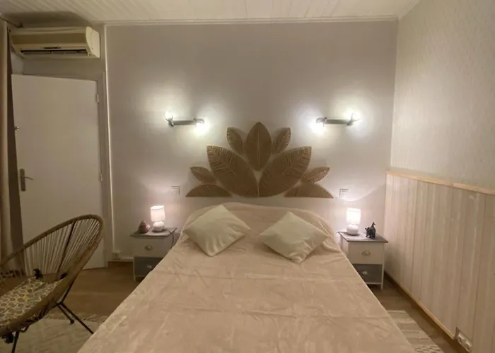 Le Pre Du Val Bed & Breakfast 3*